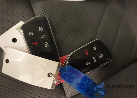 2025 Volkswagen Tiguan 2.0T Se R-Line Black z USA, uszkodzony, nr VIN 3VVGR7RM8SM053095